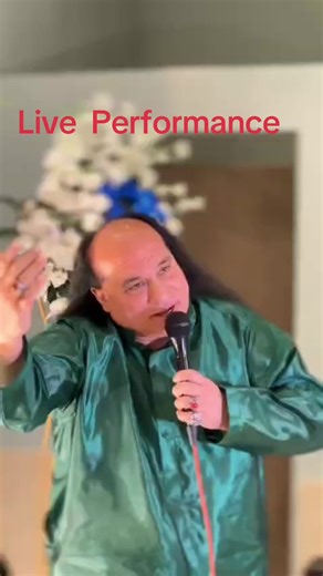 Chahat Fateh Ali Khan's Live Performance Highlights