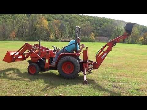 KUBOTA B20 4X4 TRACTOR WITH LOADER AND BACKHOE
