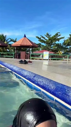 LBLS Purple Setting Spray: Waterproof & Smudge-Proof