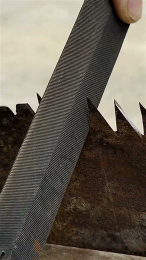 How to Make a Saw Sharper with a File?