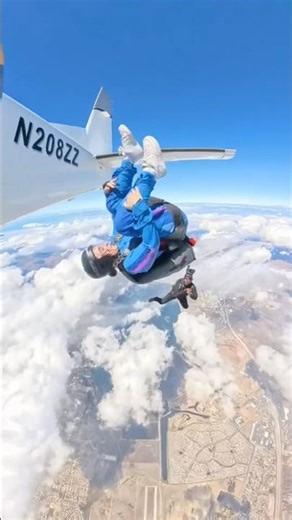 I Learned How To Skydive!
