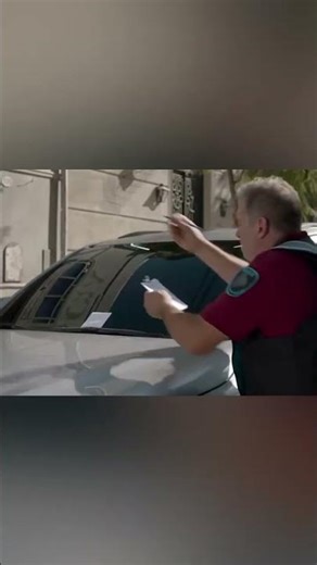 A Man Trapped In Car #ytshorts #ytshort #shorts #short #explainedinhindi