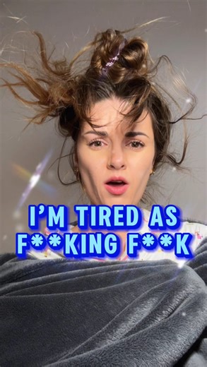 Alice Ella 💚🌸 on Instagram: "I am TIRED* Christmas is a commeth sooneth! Am I ready? No. Am I going to spend today cutting my own bangs? Probably. *as fucking fuck. Also, to my chronically fucking wonderful pals on here, only do what you can do this ‘festive’ season. If you’re not feeling it, fuck it, and if you are, then soak up every moment you’re able to 💕 I’ve spent so many Christmas’ in bed unable to join in, and I know how painful it is, to long to be able to do the little things 😔 I w