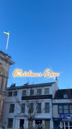 Did you see our Christmas Crew last Sunday? 🎄✨ They’ll be back this Sunday, but this time joined by our very first festive Cornhill takeover! 🤩🤩 Look out for princess Belle spreading festive magic on the Cornhill from 1-3pm, courtesy of @lucysprincessparties! 👑 You’ll find our ‘Christmas Crew’ on The Cornhill 10-4pm, as your very own personal shoppers, helping with gift ideas, directing you to shops that you might not have thought of, and, solutions for those hard to buy for people in your l