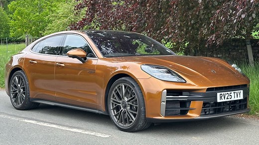 Porsche Panamera Turbo S E-Hybrid with 800bhp Redefines High-Performance Luxury