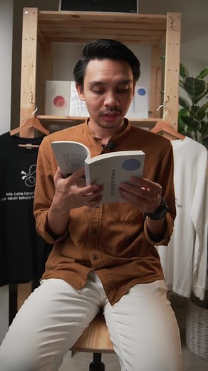 Hanya mampu saling tatap pada kenangan yang telah kita tutup #tentangdewasa #booktokmalaysia