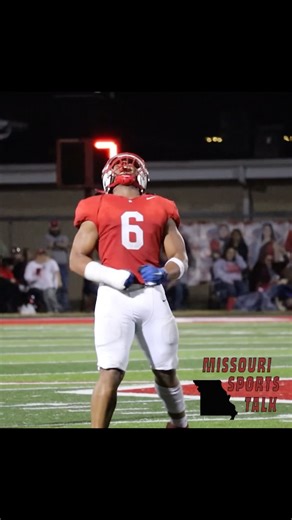 Seneca’s defense was FLYING!#missourisportstalk #football #highschoolfootball #playoffs #highlights