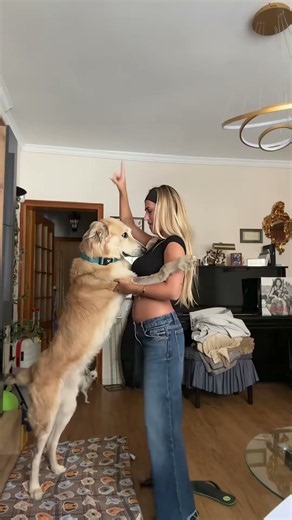 BAILANDO CON EL AMOR DE MI VIDA | ARIANN #SHORTS