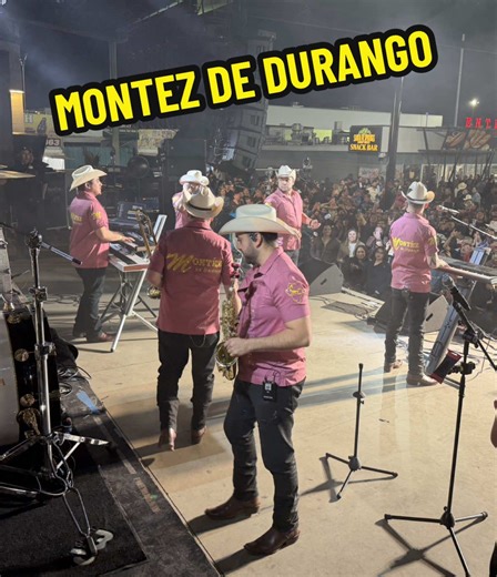 MONTEZ DE DURANGO EN VIVO 🤠 @montezdedurango @Fabián Muro Voz de Montez 🎙️ @Barbiee Gallegos @Santa Fe Springs Swap Meet #montezdedurango #santafespringsswapmeet #california #baile #concierto