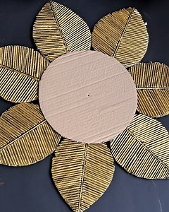 Amazing Wall decor craft using old newspaper #diy #craft #walldecor #amazing #newspaper | Creative ViNii