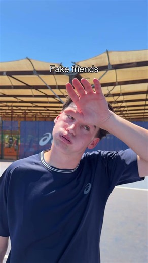 Send this to a real friend 😂