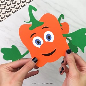 🎃 Spookley The Square Pumpkin Craft ✂️ Get the template on the blog | Simple Everyday Mom