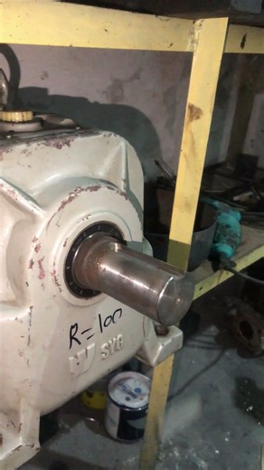 How to Remove Shaft Key with Screwdriver #shorts #gearbox