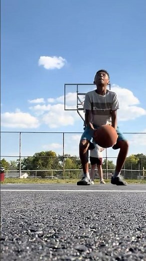 MADE A INSANE TRICK SHOT 😱!