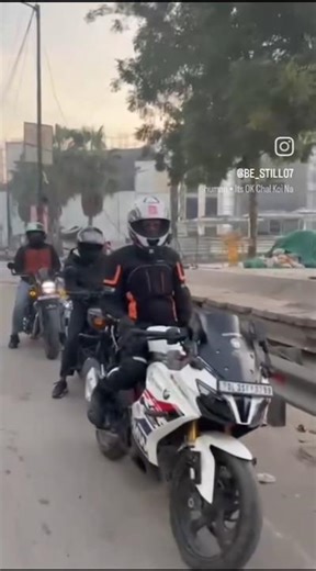 #bike #automobile #rider #sundaymorningride #motovlog #duke #kawasaki10r #streetrider #bikers