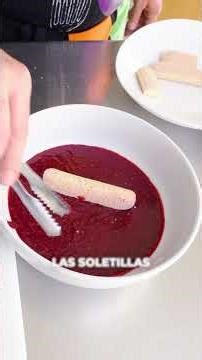 Carlota de frutos rojos; un clásico sin horno🍓