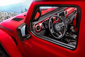 2018 Jeep Wrangler Interior Photos Revealed