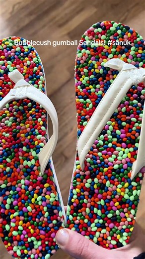 Sanuk Bubblecush Gumball Sandals: Comfy & Cute