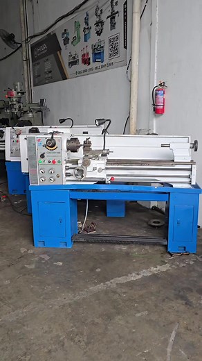 Mesin Bubut CQ6232 x 1000: Siap Digunakan!