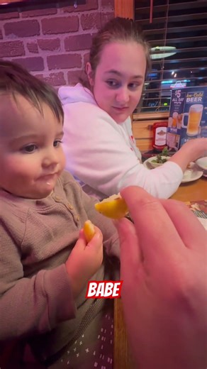 Baby's HILARIOUS First Reaction to Lemon #funny #hilarious #baby #lemon