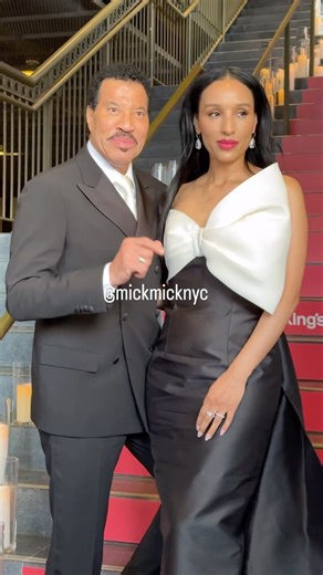 Lionel Richie & wife Brenda Harvey-Richie today at the King’s Trust Gala in NYC 🥰💖 @lionelrichie #lionelritchie #entertainmentnews #nycfashion #bts | New York Mickey