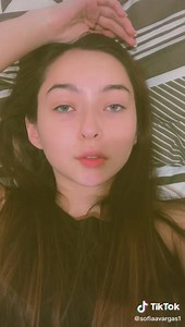 ¿De que país me sigues? 😳♥️ | Sofia Vargas model