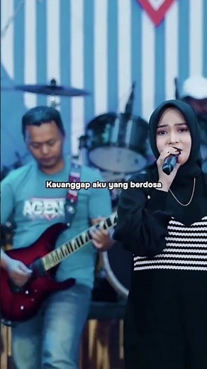 Nazia Marwiana ft Ageng Music - Tajamnya Karang
