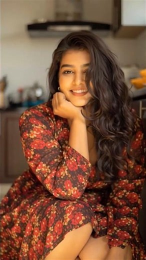 Trendy Frock Fashion 💫 Simple Yet Stunning