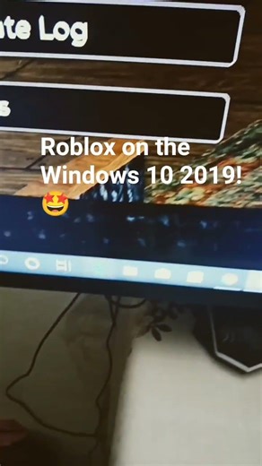 Roblox on the 2019 windows version!