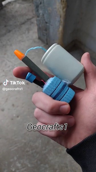 Creative Plastic Crafts Tutorial | GeoCrafts