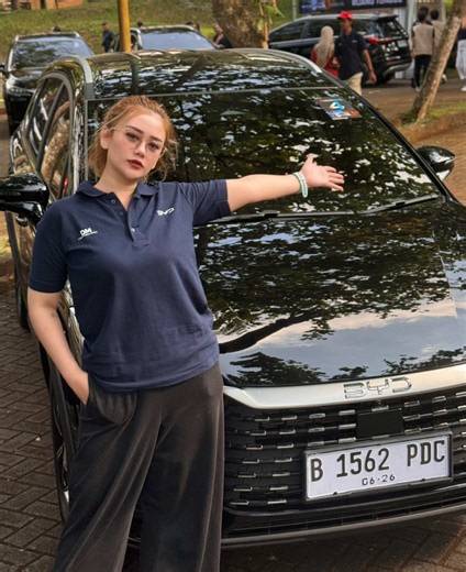 Pertama kali nyobain “BYD M6 DM” #byddmtechnology #techculturefest #fuellessfeelmore #adella_wulandari #adellawulandari