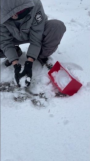 Build the Ultimate Snow Fort ❄️ | Flexible Flyer Snow Block Mold