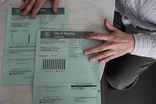 Houston water bills are going up again. Here's how much.