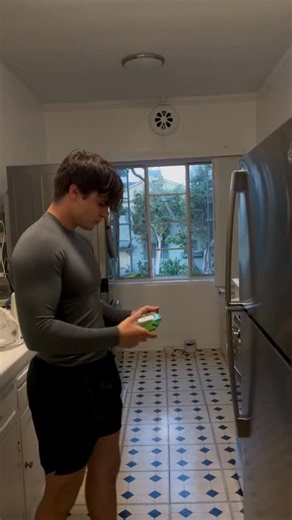 Kaden Hammond | Scan. Log. Crush goals. @appediet_official use code KADEN #appediet #appedietapp #caloriecounter #nutritionmatters | Instagram