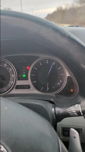 2006 Lexus is250 short kickdown acceleration