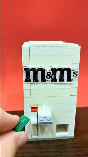 Working M&M’s Vending machine Lego #m&ms #lego #лего