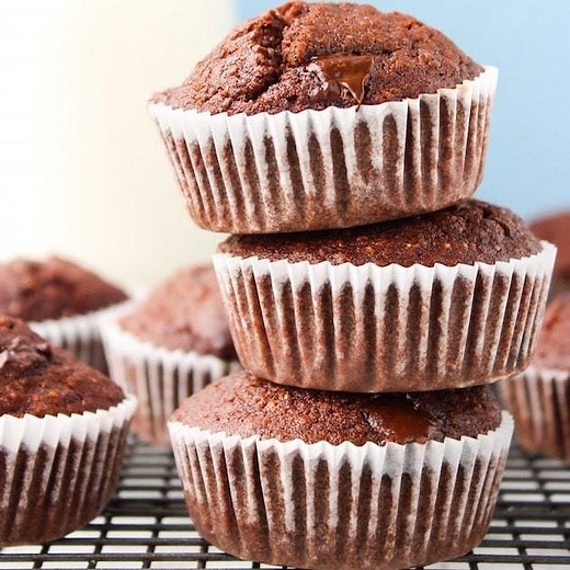 Chocolate Chunk Chia Seed Muffins - one bowl and 30 minutes is all you need to make these healthy chocolate muffins! Gluten Free Grain Free Dairy Free RECIPE >> https://www.asaucykitchen.com/chocolate-chia-seed-muffins/ | A Saucy Kitchen - Gluten Free Recipes