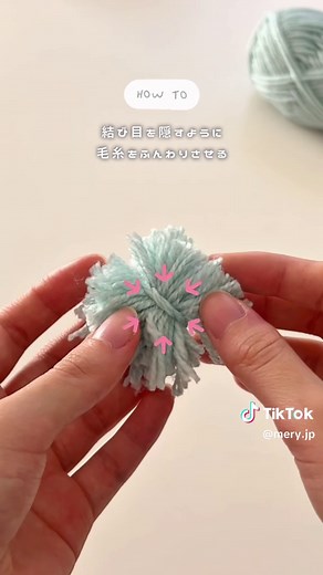 毛糸で作れる手作りリボンキーホルダーの作り方