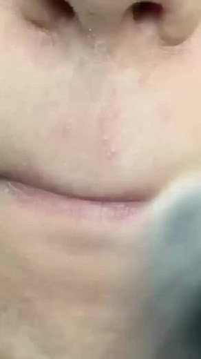 Gorgeous Lip Makeup Ideas: Heart Patterns & Shades