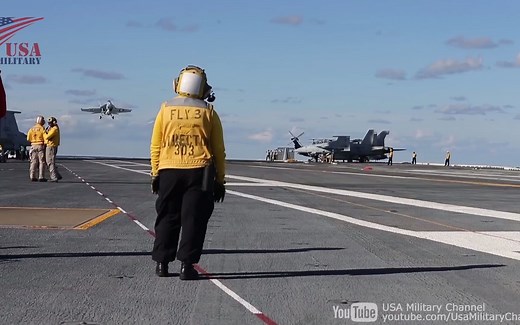 美国福特号航空母舰甲板运作细节——F/A-18战斗机的弹射、着陆、触地和起飞细节
