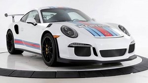 Martini Racing Edition 2016 Porsche 911 GT3 RS For Sale: https://goo.gl/FI0f1i | duPont REGISTRY