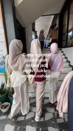 Ngambil Ijazah Bikin Berasa Jadi Alumni Sukses CEO