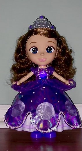 The new Sofia the First singing doll is finally here!