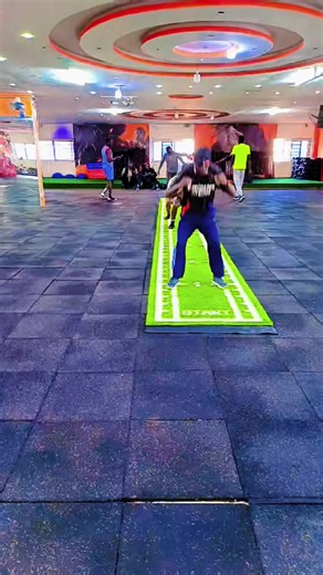 Vidéos de Batora HBX Team Training (@batorahbxteamtraining) avec son original - Batora HBX Team Training