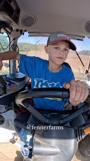 Sharing this fun clip from spring. 🚜 @newholland_northamerica Hans is itching to visit with you guys again soon. 💙💙💙 #farm #farmlife #kids #farming #tractor #farmkids #family #work #newholland #drive | Devon Fenner