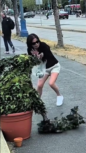 Bushman Comes Alive! | Hilarious Scary Pranks on Strangers