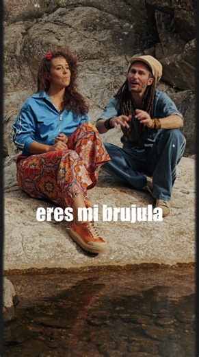 Hola Familia! 💚💛❤️ 📽 On est honorés de te lâcher un extrait de notre morceau "A tu lado"! 🏞️ ☀️ Le tune est dispo sur toutes les plateformes, n'hésite pas à checker ça si tu kiffes la vibe, ça nous apporte un max de force @super fans ! 🙏 On te souhaite une pure soirée amig@, à très vite! 👊 #reggae #vibe #utopia #giramundo | Giramundo