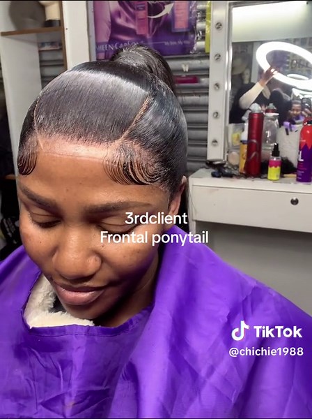 Frontal Hairstyles at Chichie Hair Salon in Bellville