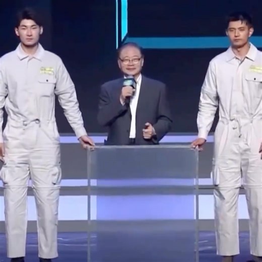 Researchers in China Debut InvisDefense, a Real-Life Invisibility Cloak