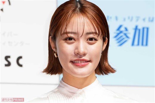 王林、グラドル顔負けの“舌出し”日焼けビキニ姿を披露で「赤いりんごパイ最高」ギャップに驚愕“意外な素顔” | 週刊女性PRIME